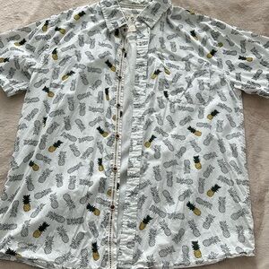 Button Down Short Sleeve Pineapple Shirt White